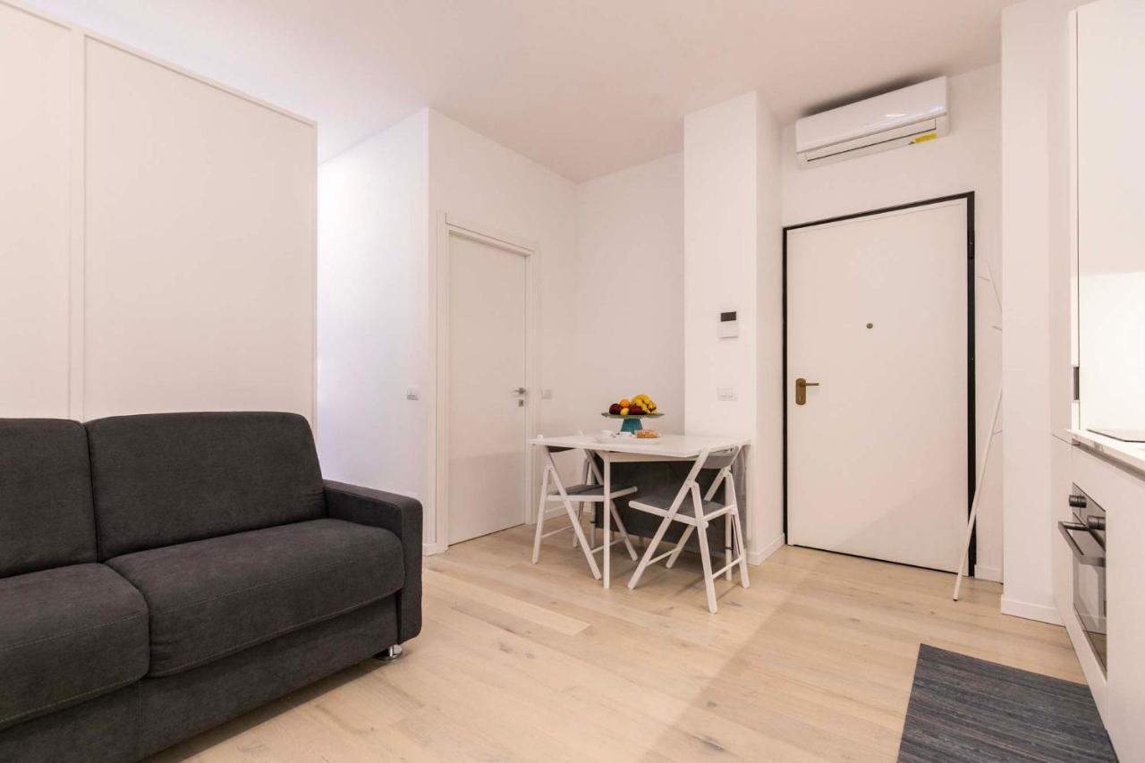 Luxury Apartment - A Due Passi Dal Centro Di Milano Dış mekan fotoğraf